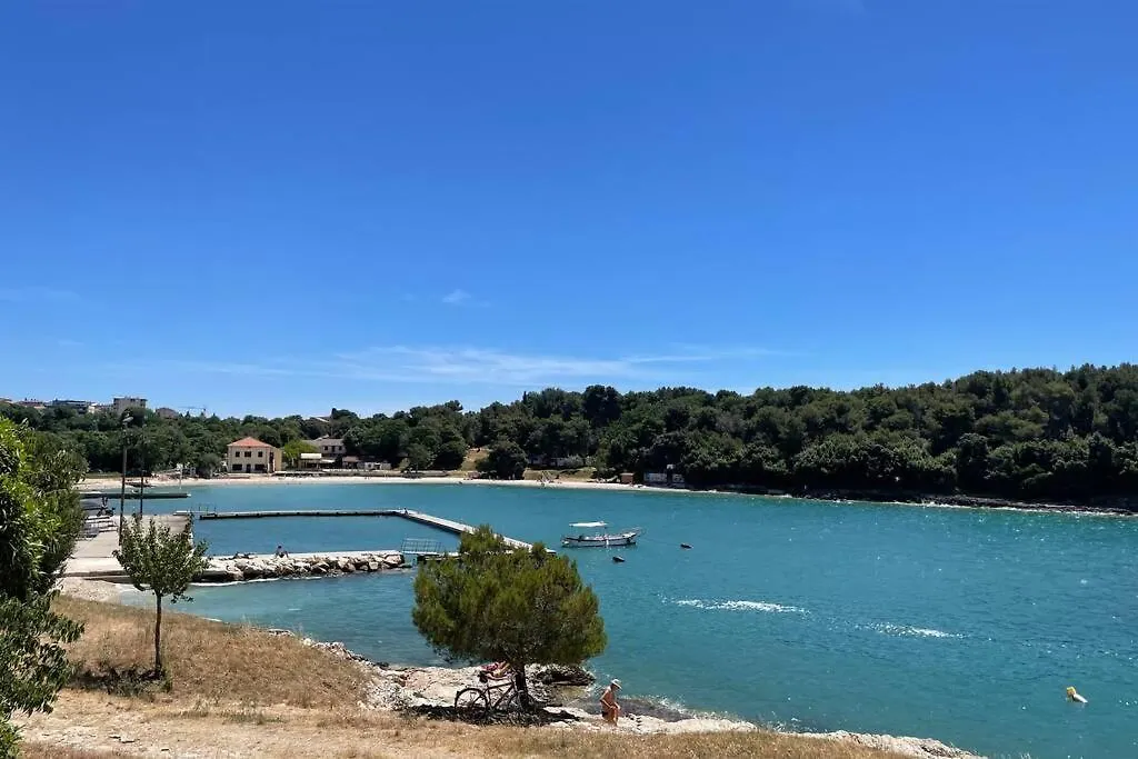 House Marea-Newly Renovated Apartment 100M From The Sea Pula